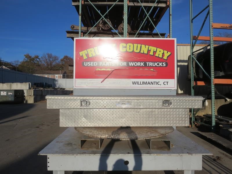 2000 FORD FORD F250SD PICKUP TOOL BOX