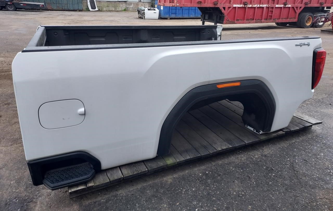 2021 GMC SIERRA 3500 PICKUP  20-21 8′ Box W/o 5th Wheel Package Pickup Box