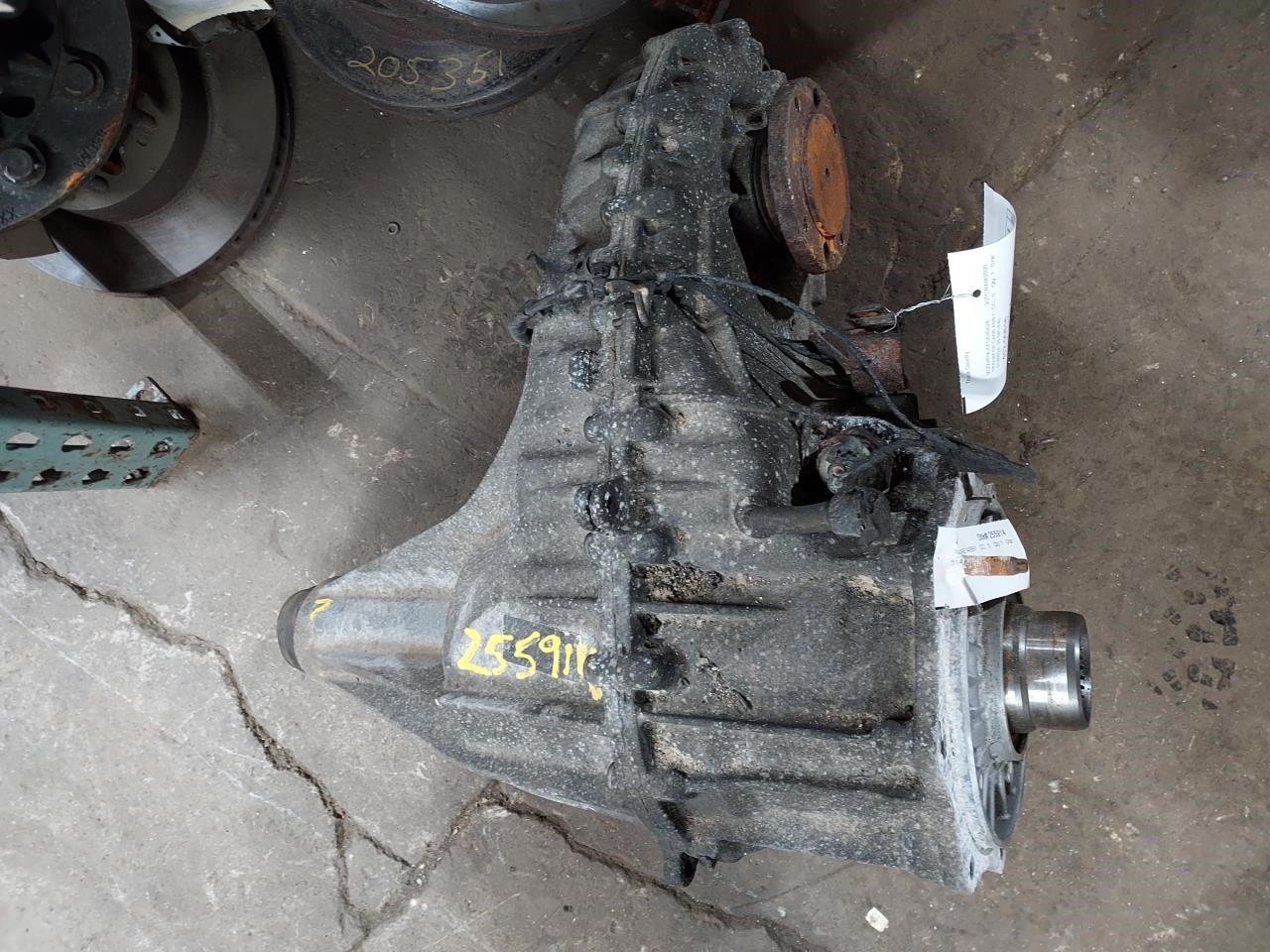 DODGE 3500 PICKUP 18 Chassis Cab, model BW 2044-2047 (manual shift, opt DK1), ID 68322284 Transfer Case Assembly