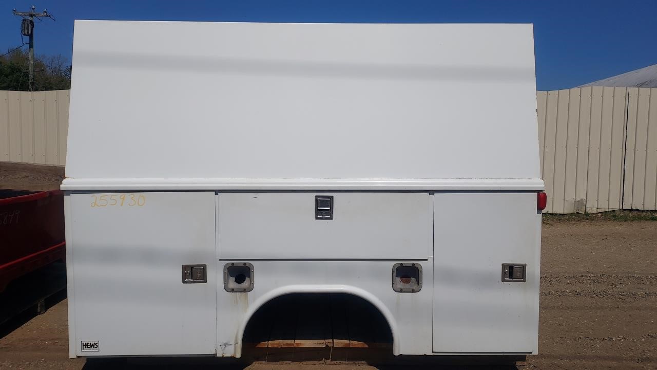 2011 CHEVROLET SILVERADO 3500 PICKUP UTILITY BODY