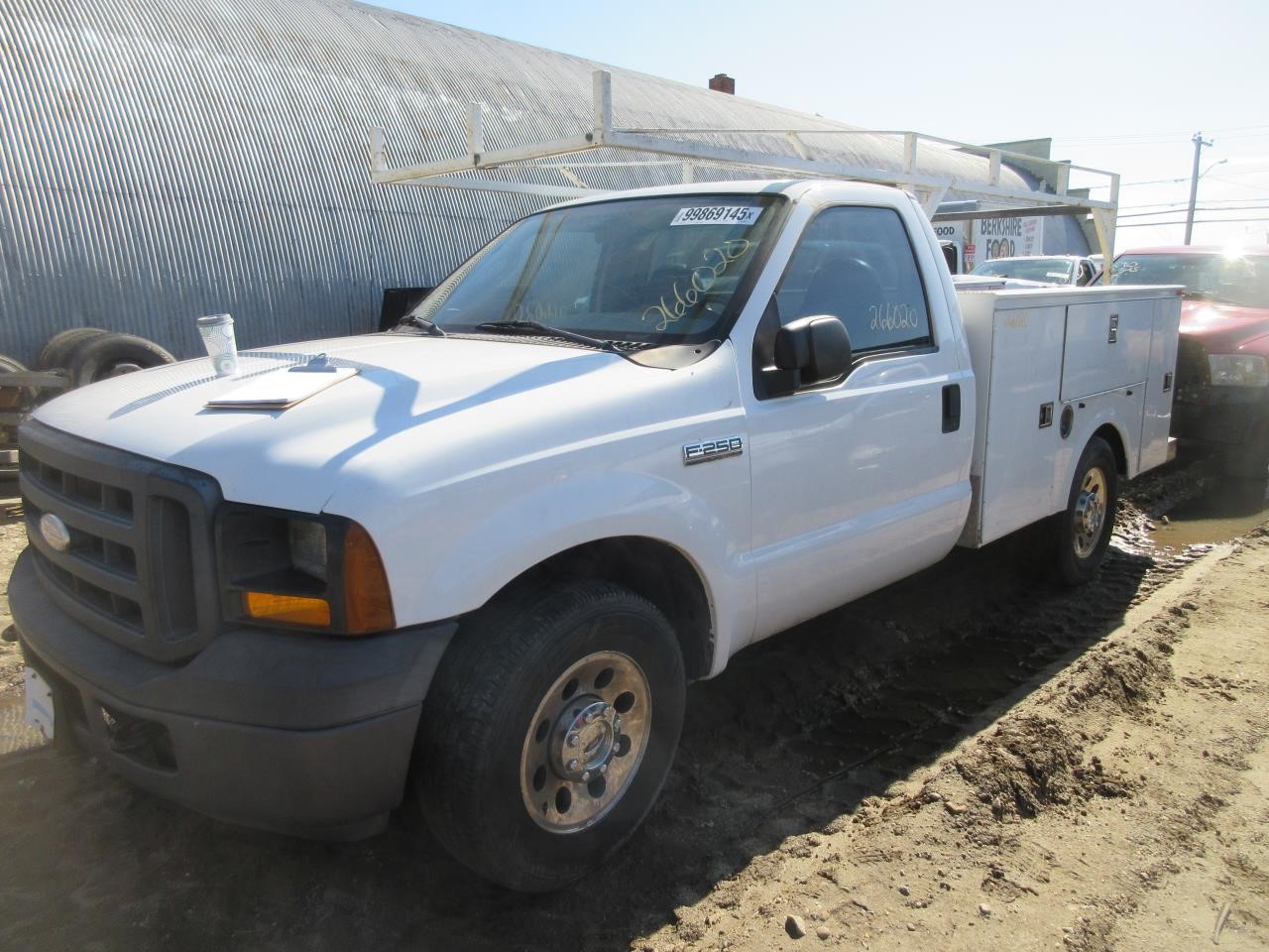 2007 FORD FORD F250SD PICKUP UTILITY BODY