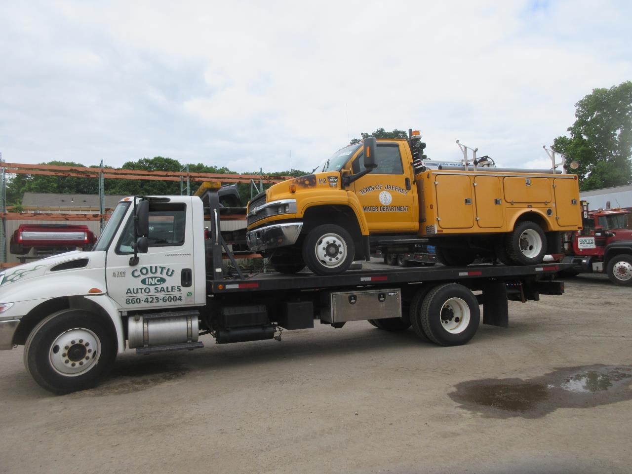 2003   UTILITY BODY